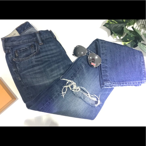 Abercrombie & Fitch Other - Abercrombie denim jeans with hole